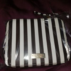 Henri Bendel Jewelry Case